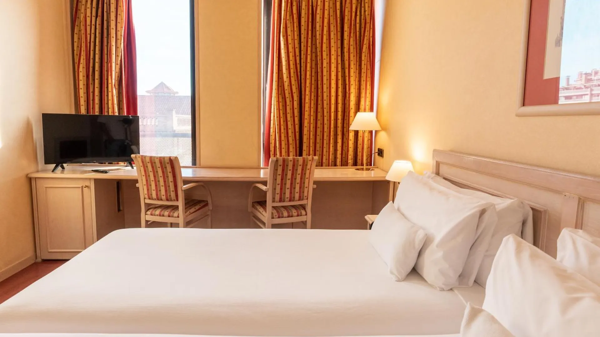 Hotel Sunotel Aston Barcelona