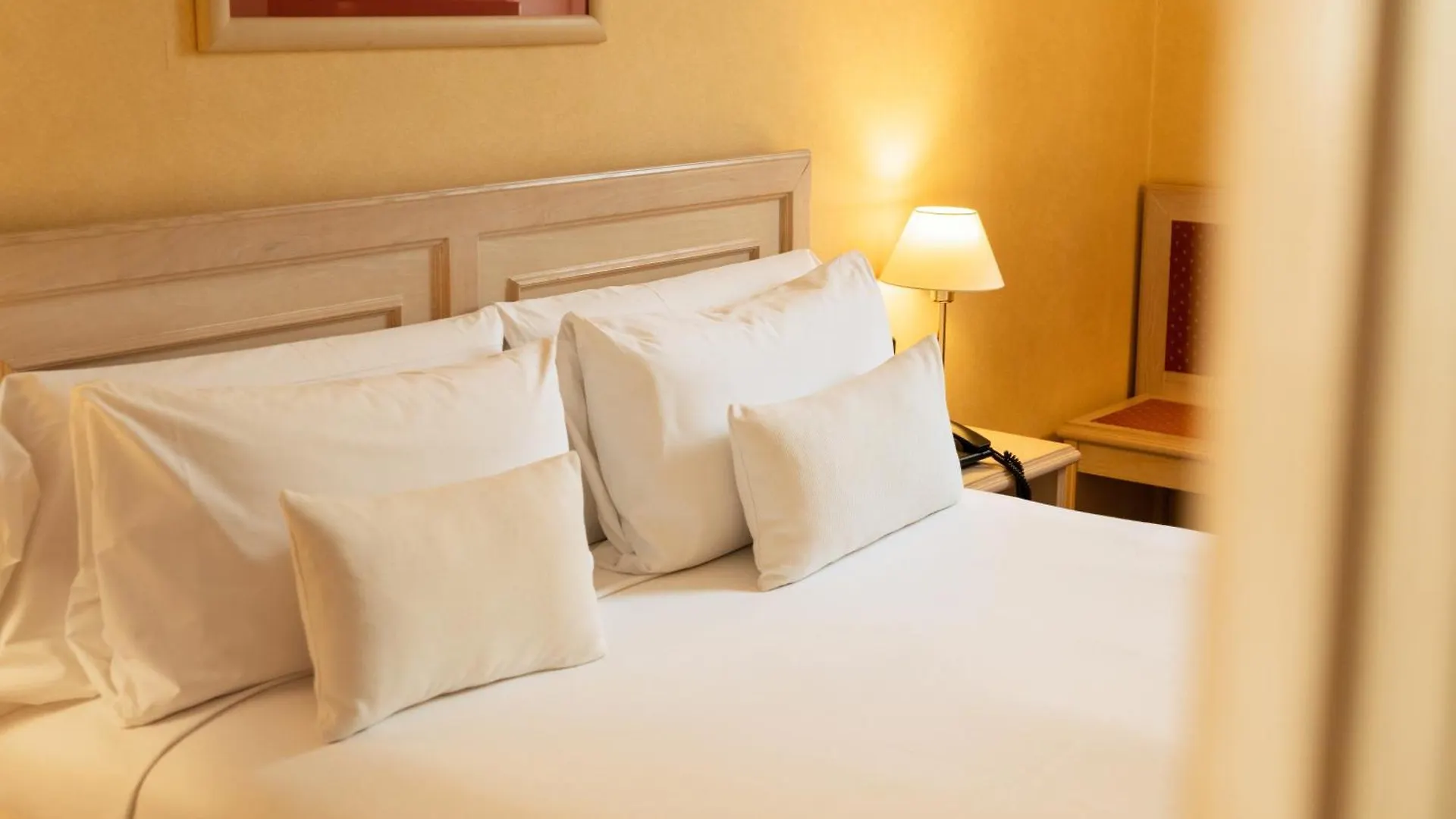 Sunotel Aston Barcelona Hotel
